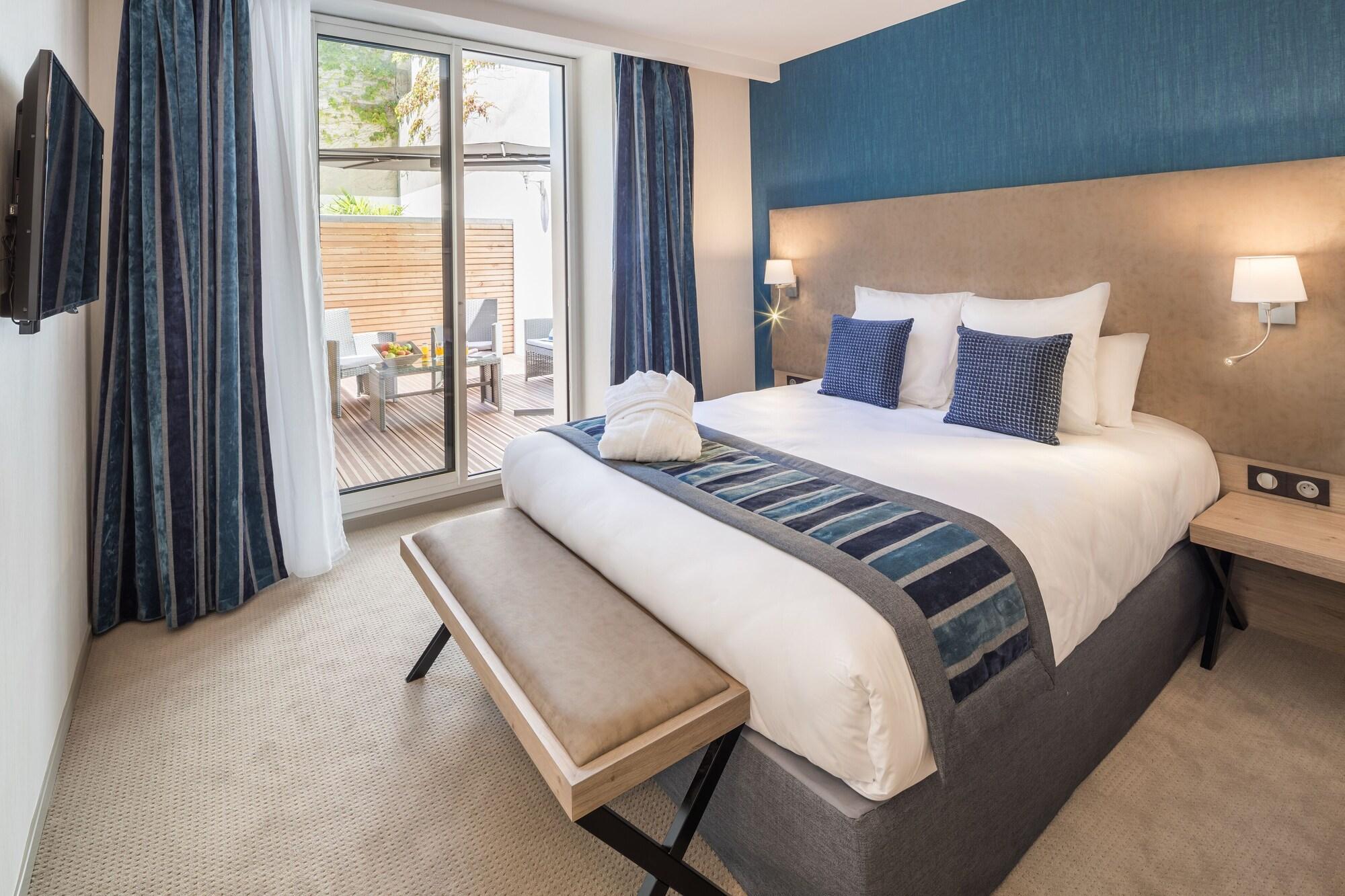 Hotel Le Rive Droite & Spa Lourdes Exteriör bild