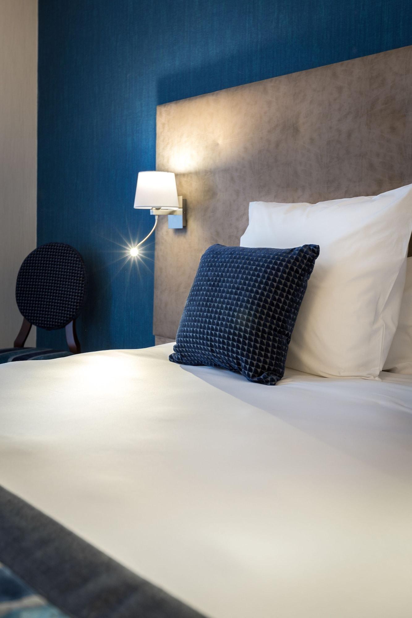 Hotel Le Rive Droite & Spa Lourdes Exteriör bild