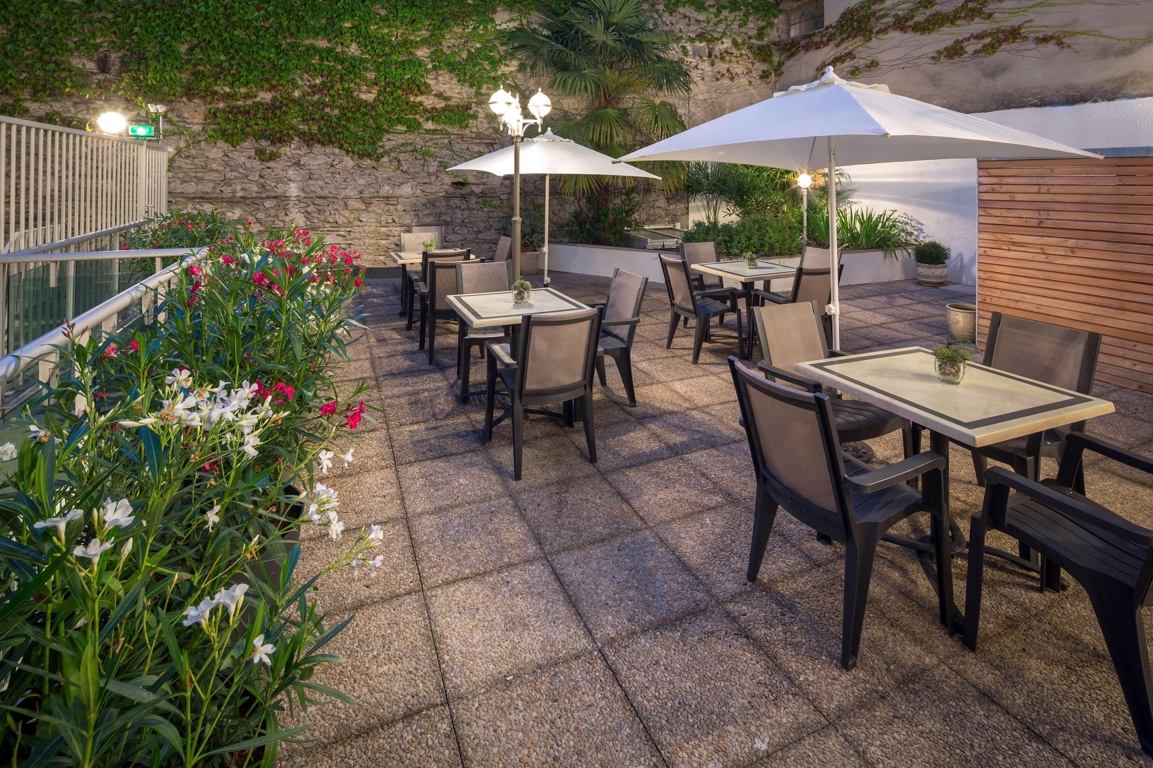 Hotel Le Rive Droite & Spa Lourdes Exteriör bild